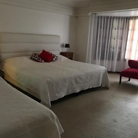 ホテルLa Casona Del Rio Neuquén エクステリア 写真